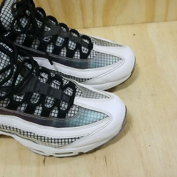 NIKE Men's Athletic AIR MAX 95 LV8 SHOES Men's sz 8.5 / Wmn's sz 10 - Picture 4 of 10